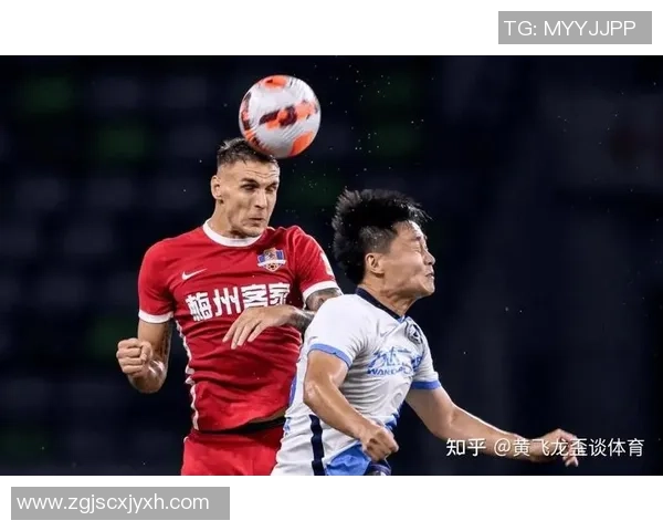 深圳足球队心理素质引发热议球迷对球队表现的看法与期待